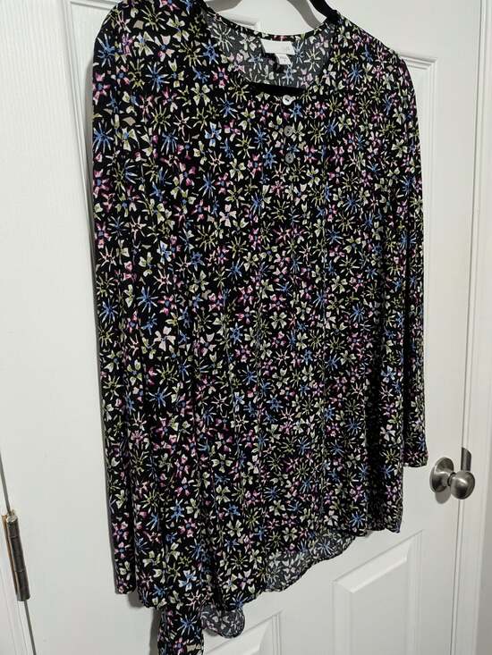 J.Jill Tops - J. Jill Floral Rayon Blouse Top Medium M Black Tunic Long Sleeve Henley Button